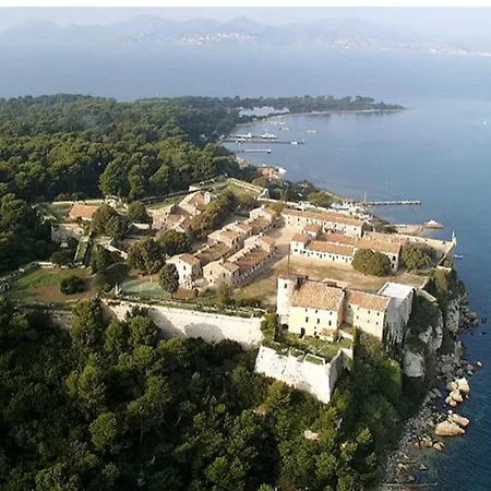 Apartment Olam Properties Heart Of Town 2 Bedroom Perfect Congress & Holidays